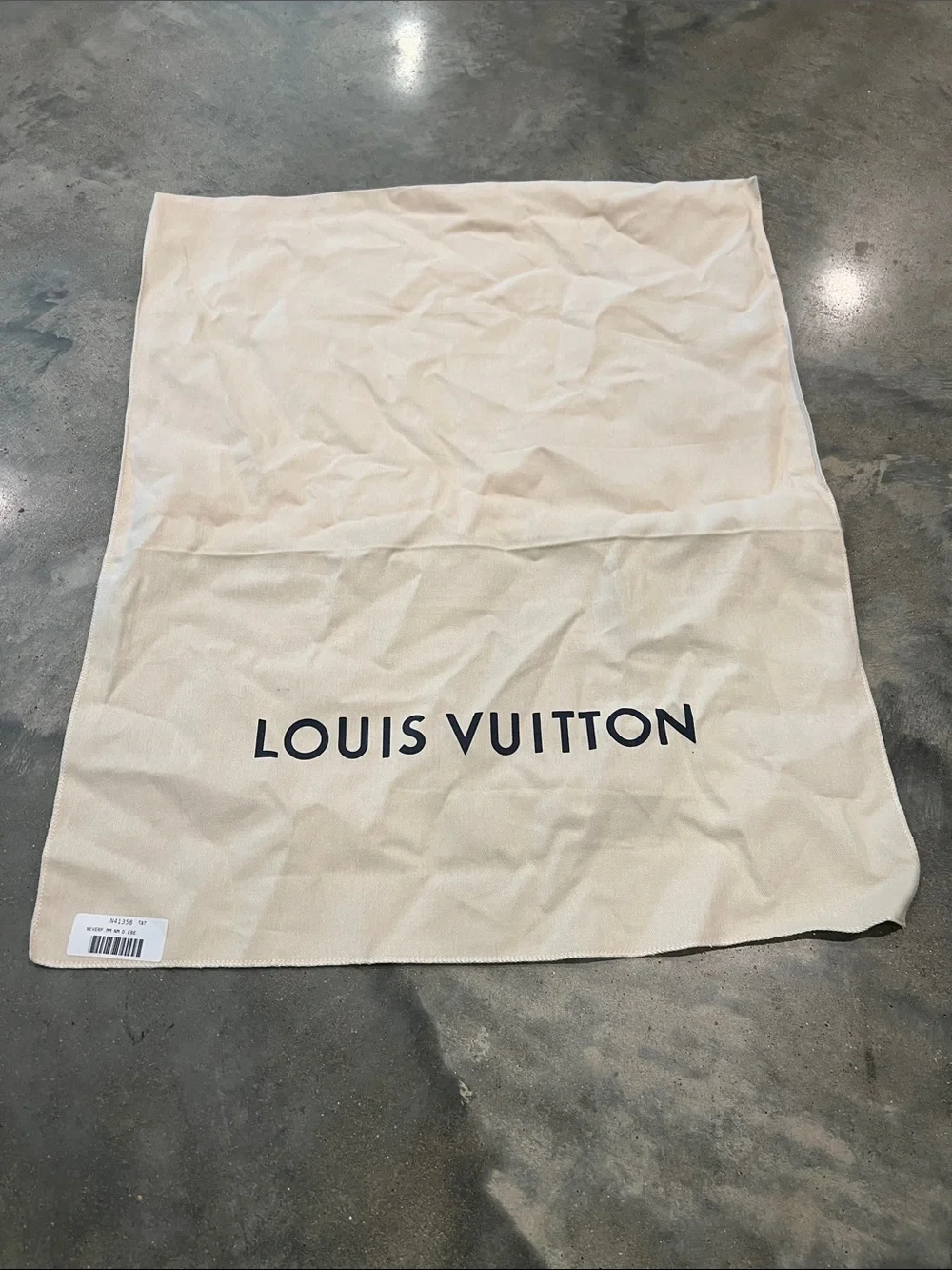 Louis Vuitton cream Dust Bag
